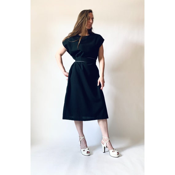 vintage 70s shift dress 1970s black dress