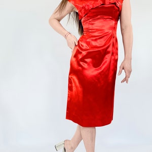 1950s dress vintage 50s red liquid satin sheath w27 image 3