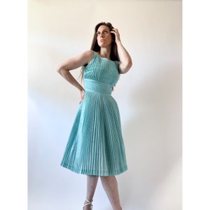 1950s dress by L’Aiglon 50s pleated fit and flare with full skirt w26