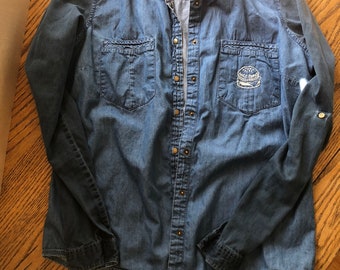 Nice Buns chambray shirt