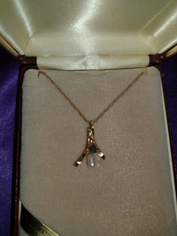 Vintage Krementz Dainty emerald Gemstone & Pearl … - image 4