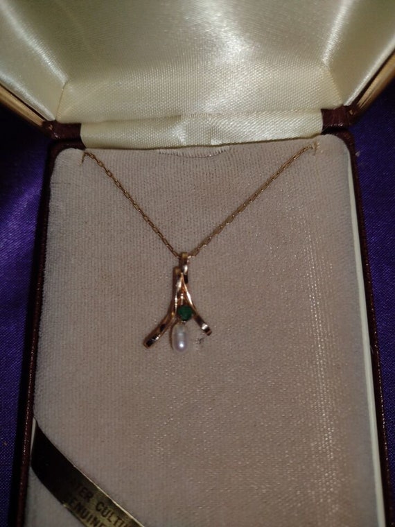 Vintage Krementz Dainty emerald Gemstone & Pearl … - image 3