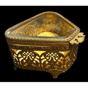 Vtg Ormolu Gold Ornate Jewelry Casket Trinket Box Filigree Hinged Beveled Glass