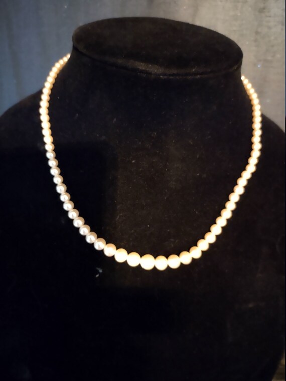 Vintage Faux Pearls Single Strand Necklace 1950s Necklace Quality