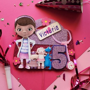 Doc Mcstuffins cake topper