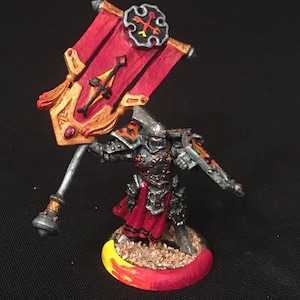 Exemplar Errant Officer & Standard Warmachine Protectorate of Menoth