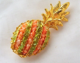 Vintage Gold Tone Coral Peridot Pineapple Pin Brooch