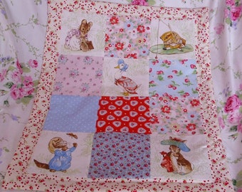 Esclusiva copertina patchwork quilt personaggi BEATRIX POTTER da cameretta nursery fasciatoio cambio pannolini viaggio regalo