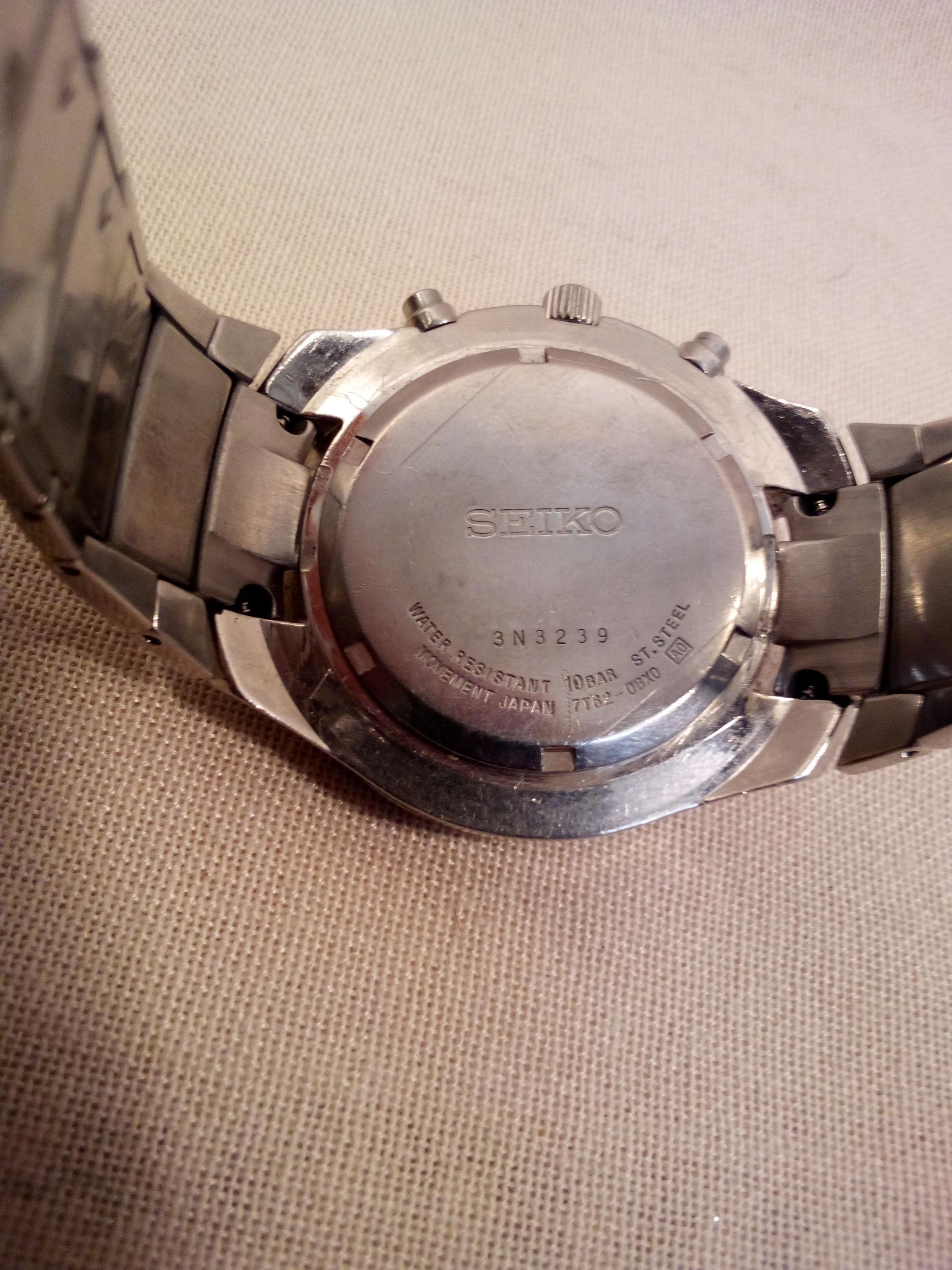 Seiko Chronograph 100M Model Number 7T62 Caliber Watch