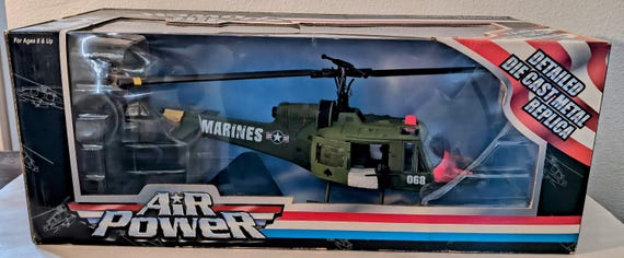 Air Power Huey Hog Marines 1:32 Die Cast Metal Replica