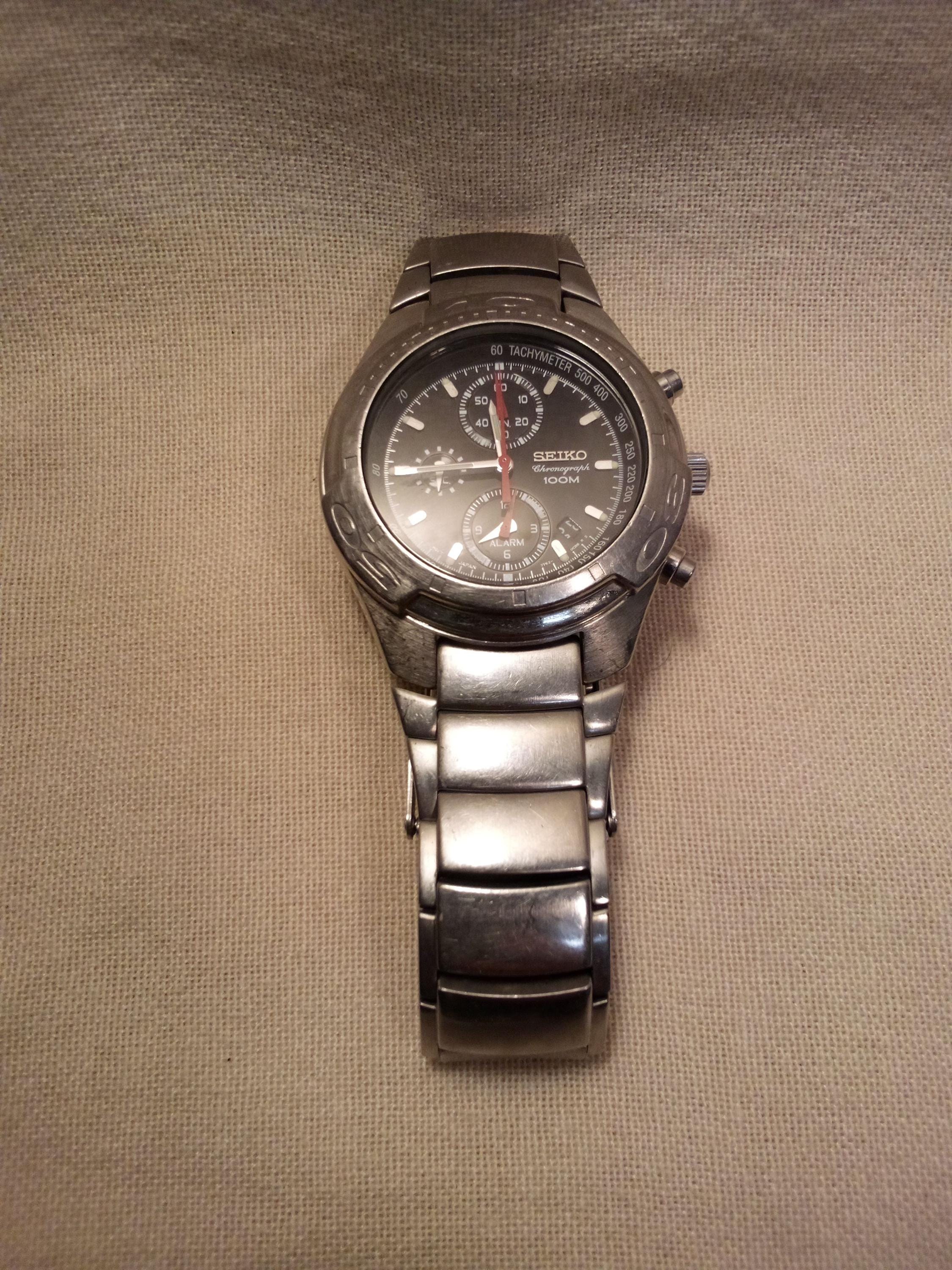 Seiko Chronograph 100M Model Number 7T62 Caliber Watch