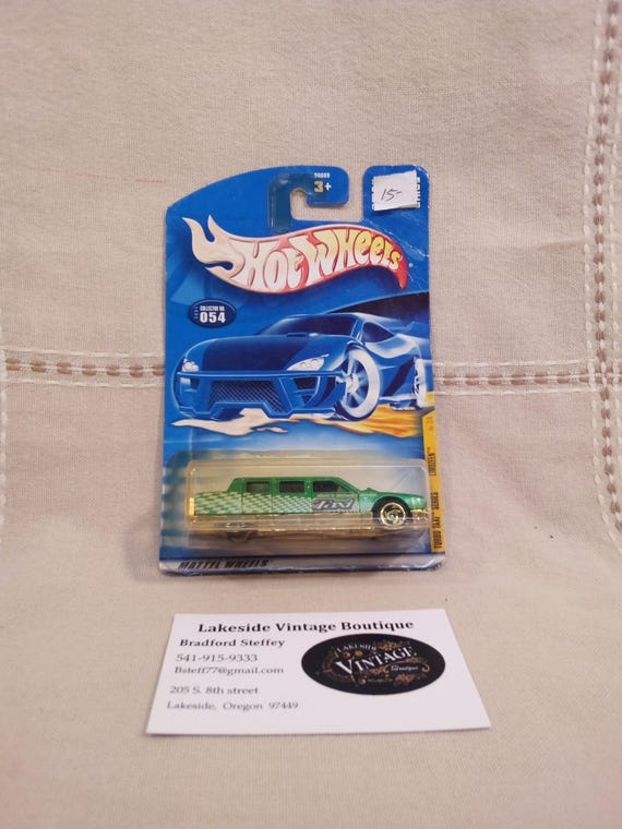Hot Wheels 2001 Turbo Taxi Series "Limozeen" No 2/4 Collector #054