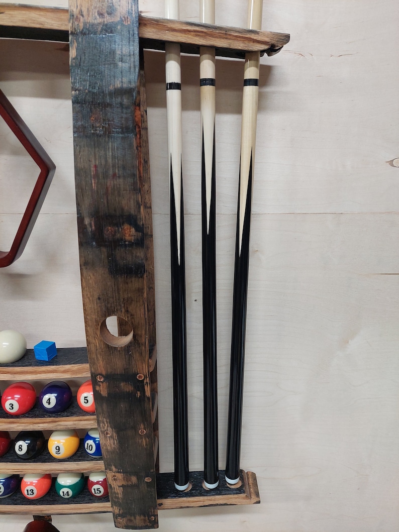 Bourbon Barrel Stave Pool Cue Rack / Billiard Shelf Bild 3