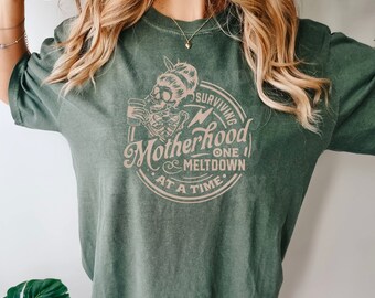 Surviving Motherhood Moms Green Shirt/Funny Mom Graphic Tee Shirt