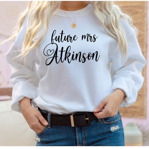 Personalised future Mrs (your name) - heart font bridal wedding engagement hen bachelorette sweater swetshirt jumper
