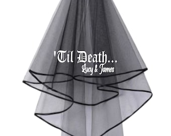 Gepersonaliseerde tot de dood (namen bruid en bruidegom) vrijgezellenfeest ZWARTE sluier - gothic schedel print alternatieve goth bruiloft rock