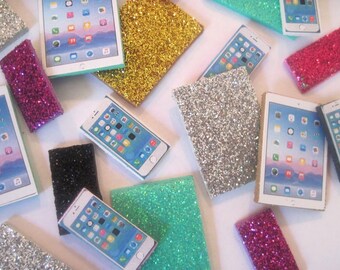 Littlest Pet Shop LPS Clothes Accessories 1 Phone & 1 Tablet CAT NOT Included