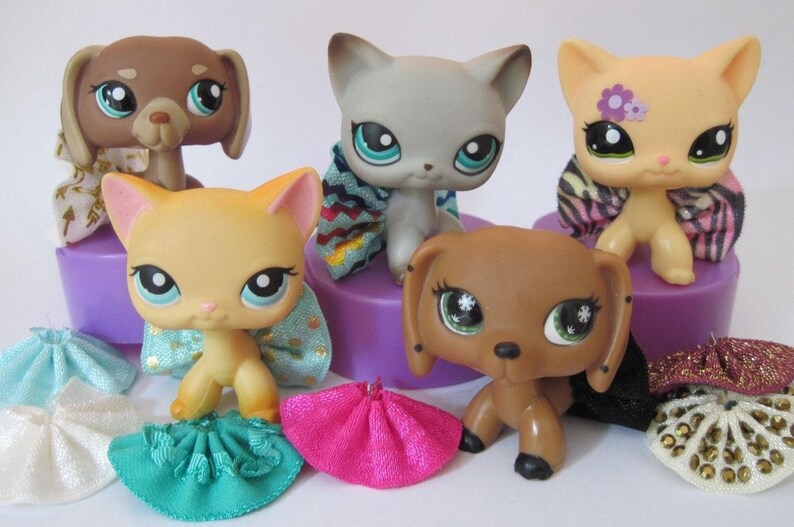 Littlest Pet Shop LPS 10 PC Clothes Skirts Accessories Grab Bag Lot No Cat image 2