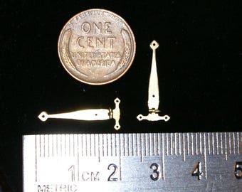 CL-22 Dollhouse miniature brass hinges in 1:12 scale -   Classic Colonial Fancy T8 narrow