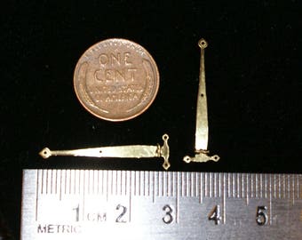CL-12 Dollhouse miniature hinges in 1:12 scale -    Classic Colonial Fancy T12 narrow