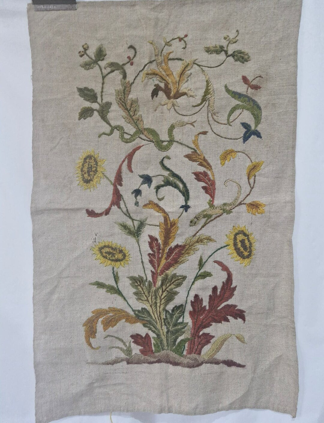 Vintage Tapestry Crewel Work Embroidery Panel Piece Lizard , Sunflowers ...