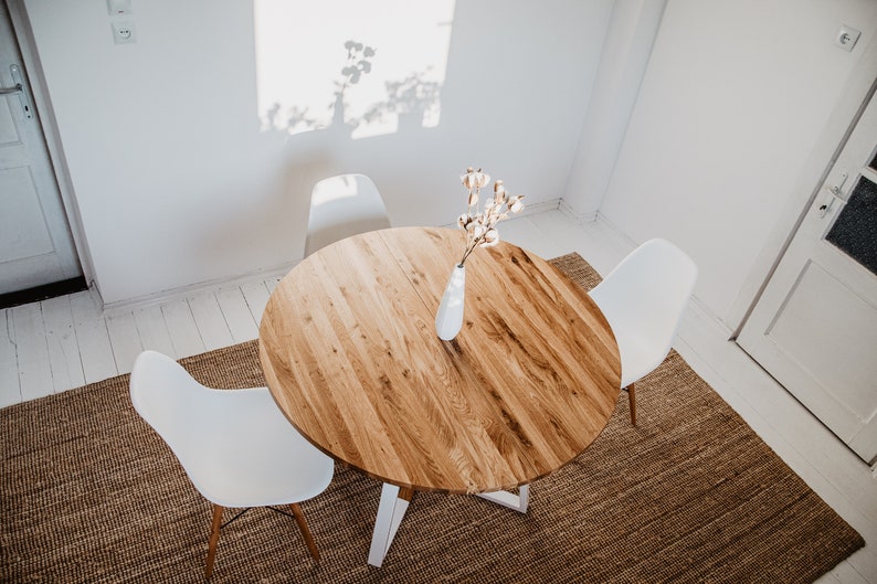 Round extendable kitchen table, modern dining table, white extending oak table, wooden table with white frame MÅNE WHITE imagen 1