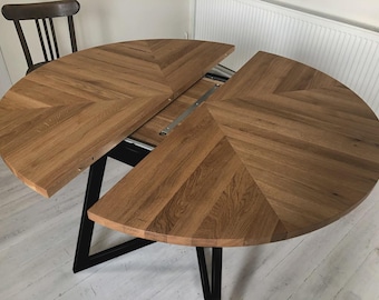 Extendable/non-extendable Round Dining Table, Oak Scandinavian