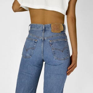 25/26 Vintage Levi&#39;s 501 Jeans 27” Waist | Straight Leg 100% Cotton Denim | 1990s Made in USA | W30 x L30