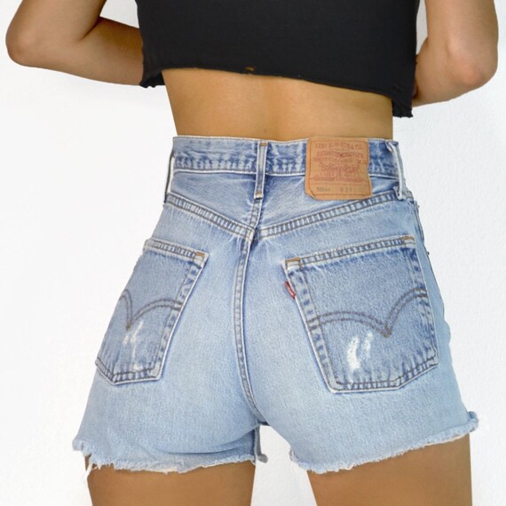 Vintage Levi's 501 Shorts, 26.5” - image 2