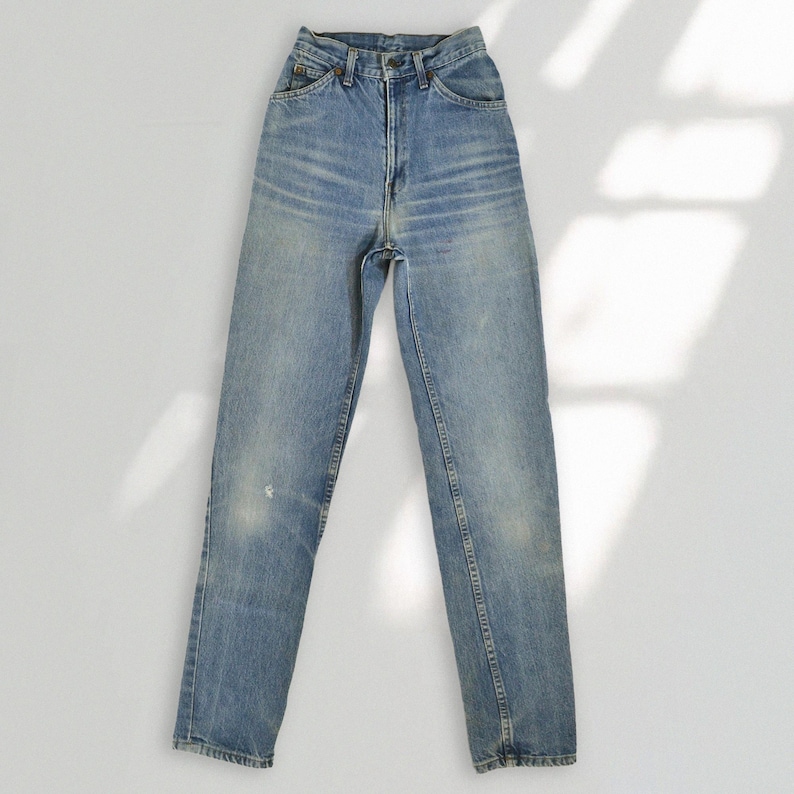 XS/Size 24 Vintage Levi's Jeans 1970s Made in USA image 3