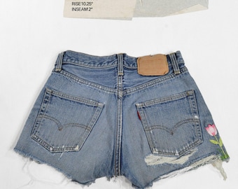 Vintage Levi&#39;s 501 Selvedge Redline Shorts 26.5” Waist | 100% Cotton Denim | 1970s 1980s Made in USA