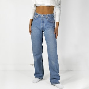 Vintage Levi&#39;s 501 Jeans 30 Taille, W32 Tag, 1990er Jahre 100% Baumwoll-Denim, Knopfschlitz