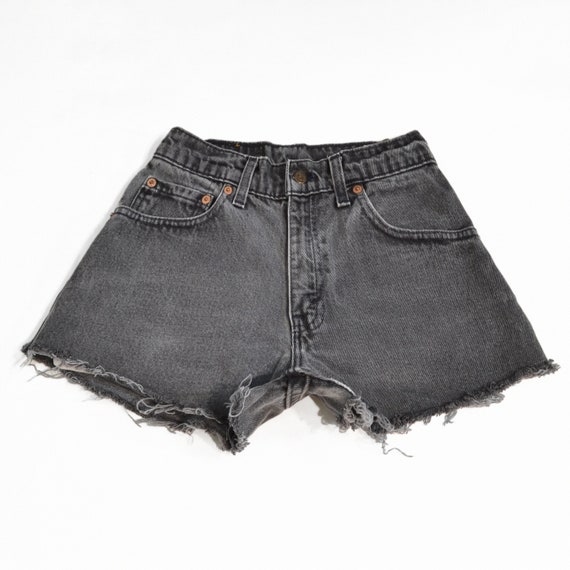 Vintage Levi's 550 Shorts, 25” - image 1