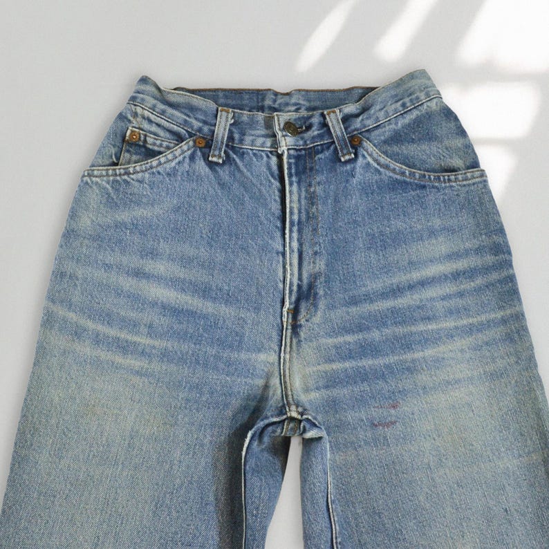 XS/Size 24 Vintage Levi's Jeans 1970s Made in USA image 1