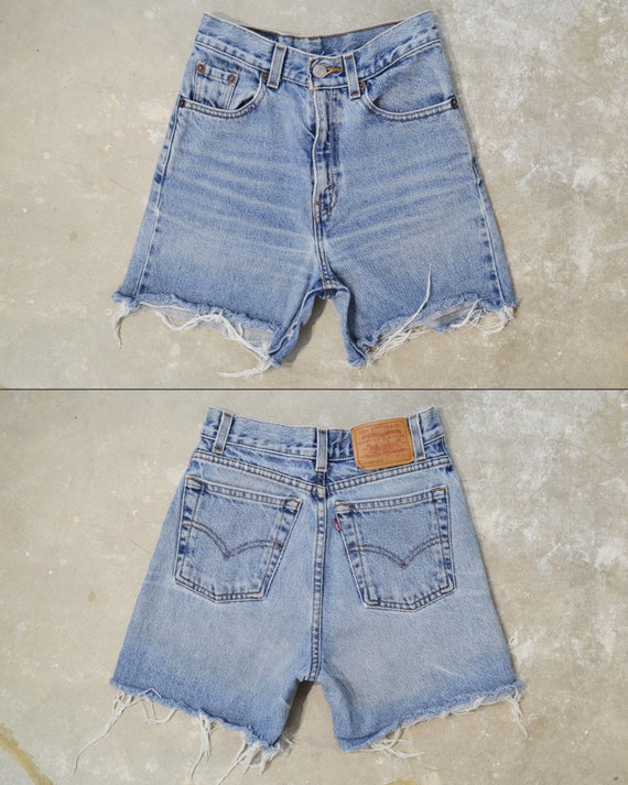 vintage levi jean shorts