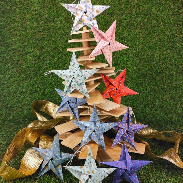 Origami Noël - Lot de 10 origamis - Décoration pour sapin en papier - Origami fait main - Étoiles