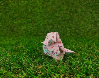 Handmade and customizable origami bird