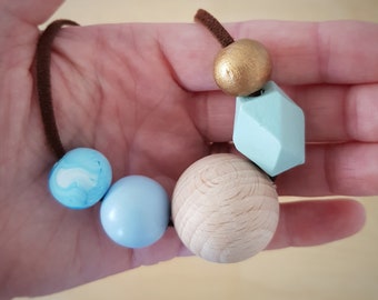 Collier en bois Chunky / collier de perles bleu et or / Simple collier de déclaration