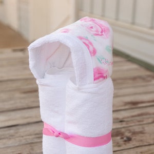 Hooded Towel-Monogram-Personalize-Baby Gift-Rolled Hooded Towel-Toddler Hooded Towel-baby towel-Monogrammed baby gift-Monogram hooded towel