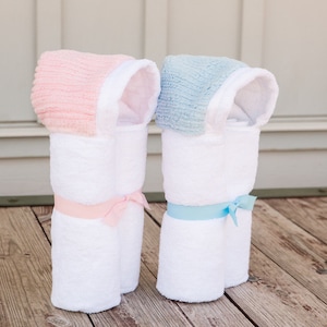 Hooded Towel-Monogram-Personalize-Baby Gift-Rolled Hooded Towel-Toddler Hooded Towel-baby towel-Monogrammed baby gift-Monogram hooded towel