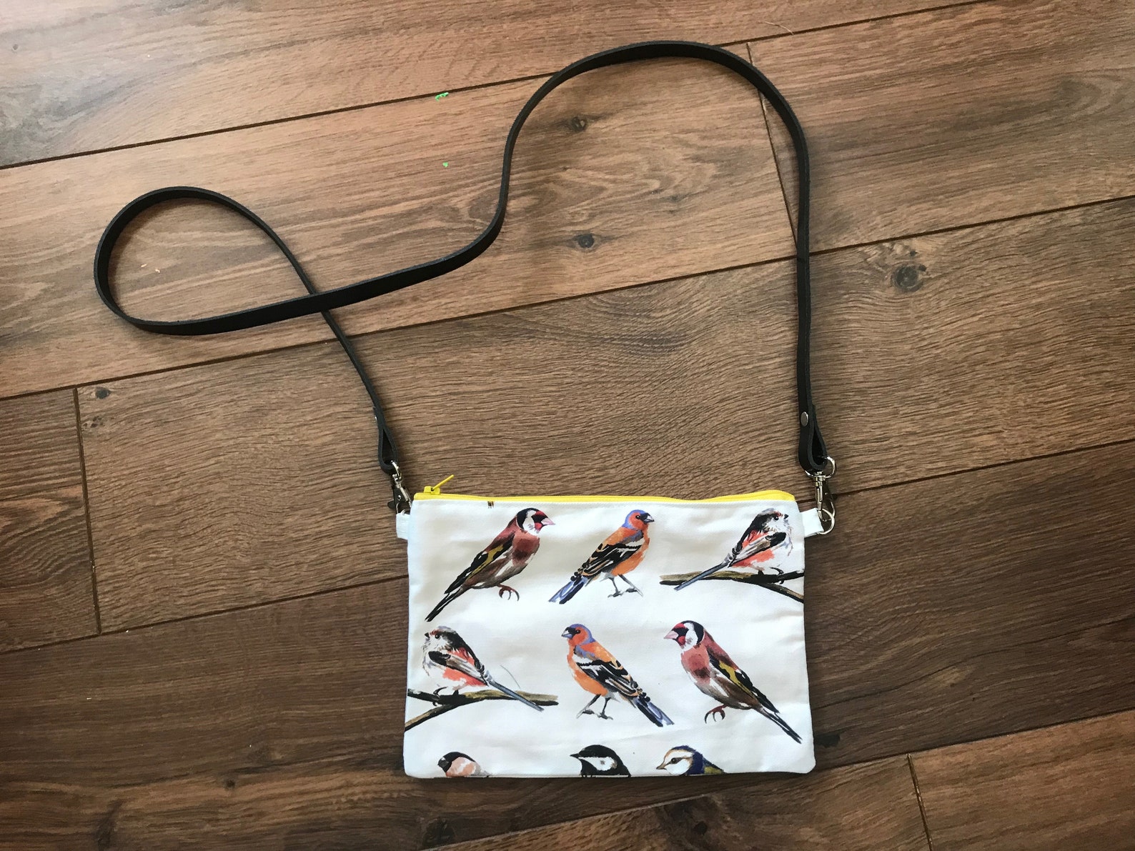 Funny Orange Bird Crossbody Bag - Bird Lover Gift, Water-Resistant Canvas Shoulder Bag With 3D Print