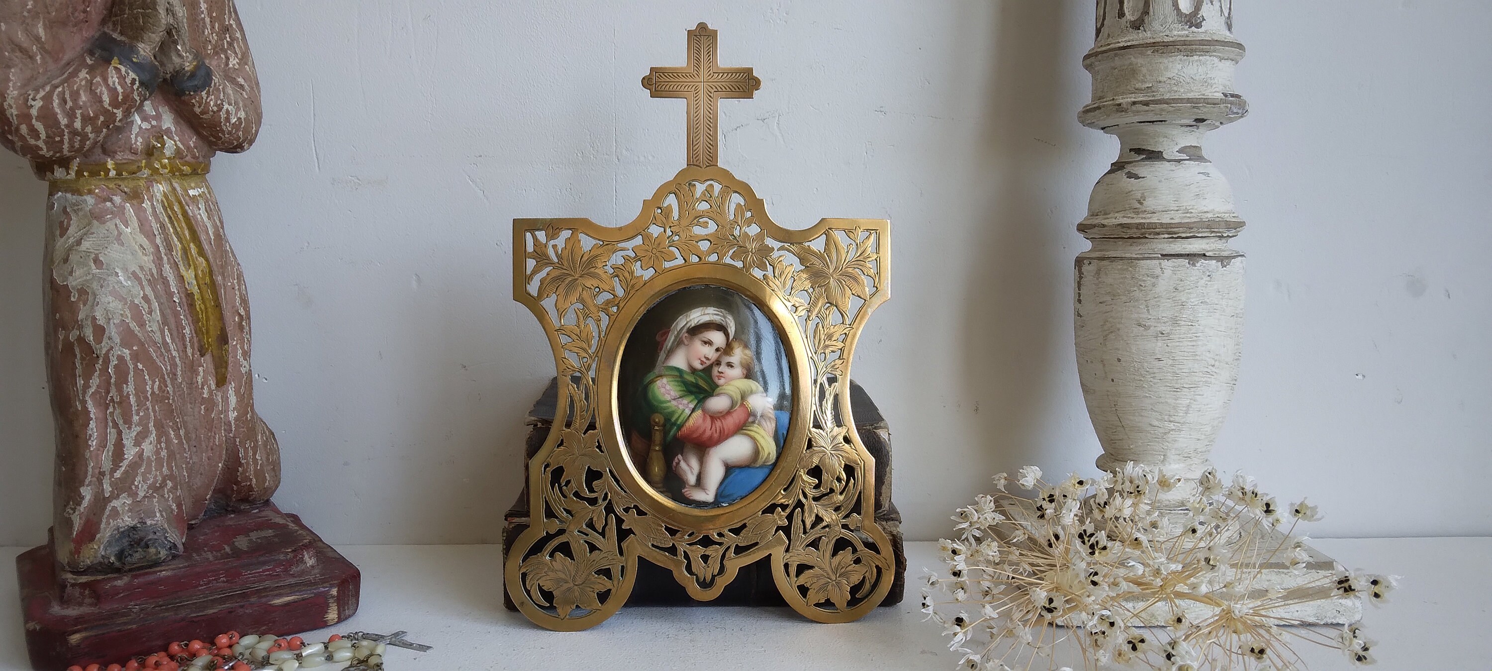 Antique Reliquaire Vierge