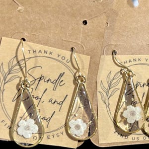 Gold plated Dangle Earrings, handnade with real pressed white flowers in resin