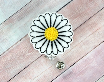Daisy Badge Reel - Flower Badge Reel - Nurse Gift - Retractable ID Badge Holder - Badge Pull - Cute Badge Reel - Lanyard - Badge Holder