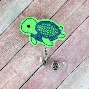 Turtle Badge Reel, Summer Badge Reel, Nurse Badge Holder, Retractable ID Holder, Teacher Lanyard, Nurse Accessories, Name Badge Clip,