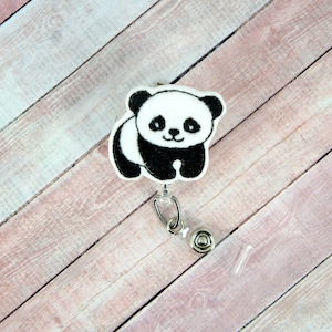 Carretel de crachá de panda - Presente de enfermeira - Amante de pandas - Porta-crachá retrátil - Puxador de crachá