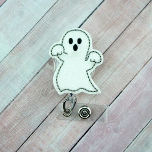 Spooky Ghost Badge Reel, Halloween Badge Clip, Krankenschwester Badge Reel, versenkbare ID Badge Halter, Badge Buddy, Lehrer Badge Clip, Krankenschwester Geschenk
