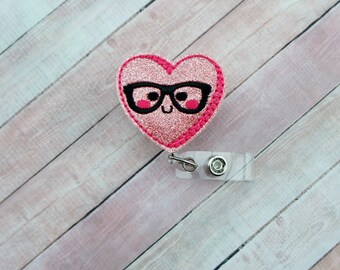 Bobine de badge coeur ringard - cadeau infirmière - bobine de badge pour la Saint-Valentin - porte badge - porte badge rétractable - tirette de badge - bobine de badge coeur