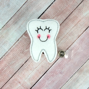 Bobine d&#39;insigne dentaire, Bobine d&#39;insigne dentaire, Porte-badge dentaire, Insigne rétractable, Bobine d&#39;insigne dentaire, Lanière, Cadeaux pour hygiéniste dentaire, Insigne dentaire