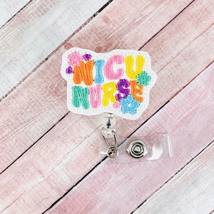 NICU Krankenschwester Ausweis Reel, Krankenschwester Geschenke, Baby Badge Reel, einziehbarer ID Ausweishalter, Badge Topper,
